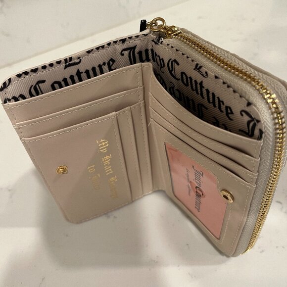 Juicy Couture bifold wallet - Picture 2 of 3